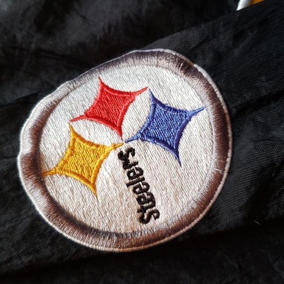 Men's Vintage Black And Gold XL Pittsburgh Steelers Champion Pullover. - Picture 8 of 10